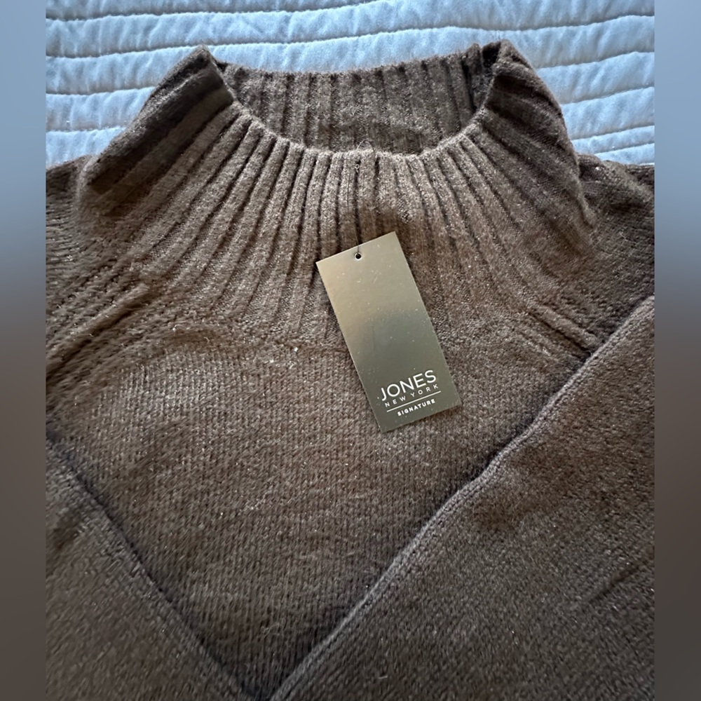 Jones New York Taupe Knit Pullover